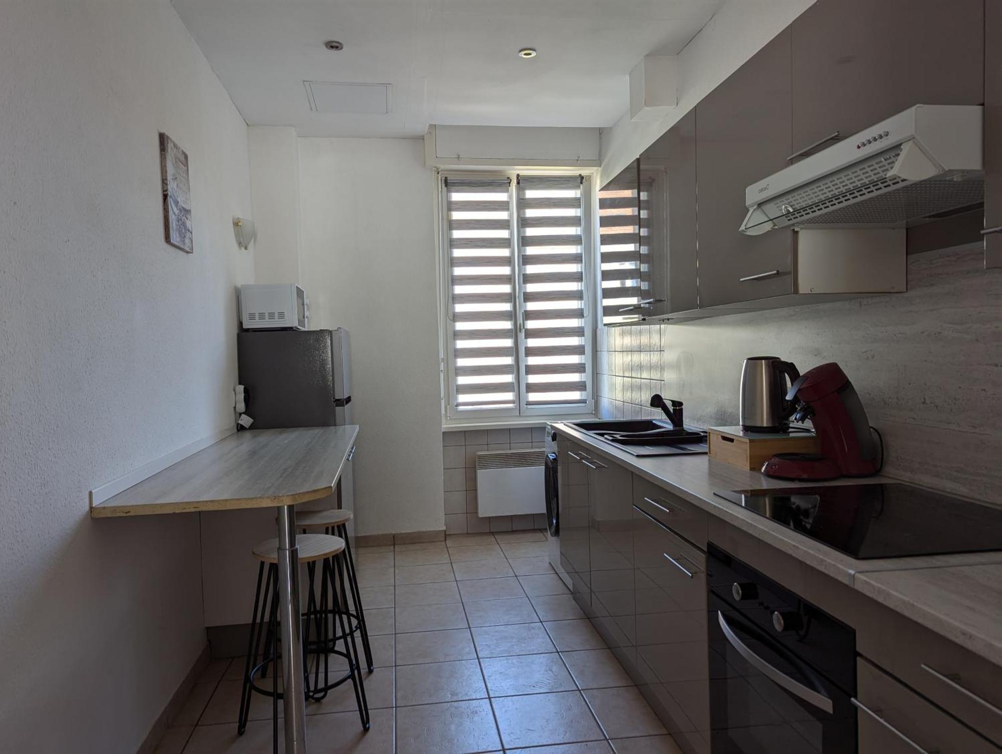 Le Mirage - Appartement 2 Chambres, Salon, Cuisine Equipee, Parking Et Wifi Gratuit Мюлуз Екстериор снимка
